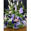 宮城県石巻市かづま生花の花　お供えアレンジメント　デラックス